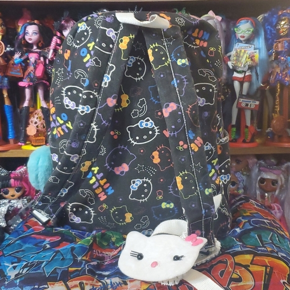 HELLO KITTY BACKPACK - Picture 3 of 11
